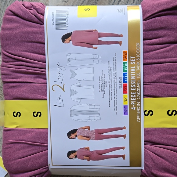 Live to Lounge set - Picture 2 of 4